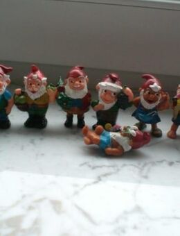 Ca. 50 Ü-Eier-Figuren 1987-2010: Zwerge Simpsons - Flensburg