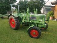 Fendt Farmer mit Frontlader und Hydraulik Anschluss - Tröstau