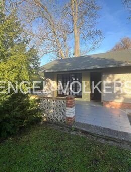 Charmantes See-Grundstück mit zwei kleinen Ferienhäusern: Entspannung und Erholung pur in Mecklenburg-Vorpommern! - Bibow