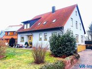 Großzügiges Zweifamilienhaus in ruhiger Wohnlage - hier ist Platz für zwei Generationen! - Leutershausen