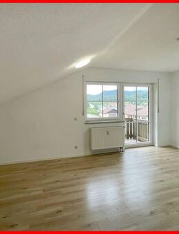 Gepflegte Dachgeschosswohnung in Zwiesel - Zwiesel