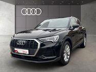 Audi Q3, 1.4 TFSI 45 e basis, Jahr 2022 - Weilheim (Oberbayern)