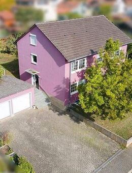 Zweifamilienhaus mit großem Garten, Garage, Keller - Landhaus - Külsheim - Külsheim