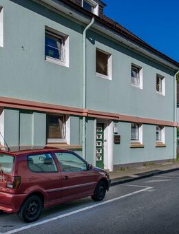 Erdgeschoss-Wohnung mit Gartenanteil - Remscheid