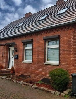 6 Zimmer, Einbauküche, Carport, u.v.m.! - Havelberg