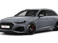 Audi RS4, Avant 4, Jahr 2022 - Arnsberg