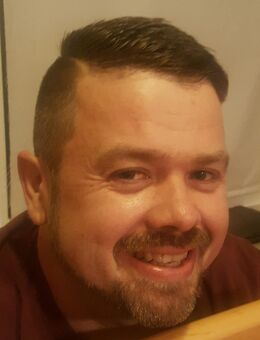 Wo ist das Mädel ab 18 Jahren - Neuental