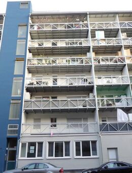 Lichtdurchflutete 4-Zimmer-Wohnung mit 2 Balkonen im beliebten Nordend! - Offenbach (Main)