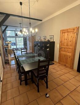 HISTORISCHES BAUERNHAUS MIT AUSBAURESERVE - Lübeck