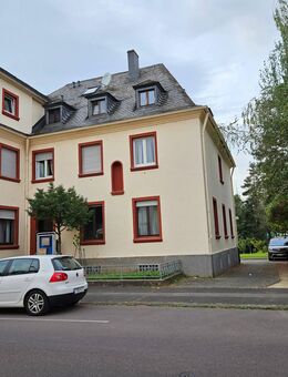 Einseitig angebautes 5 Familien-Wohnhaus in Konz/Karthaus - Konz