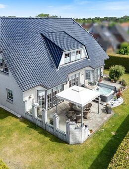 Imposantes Einfamilienhaus mit Einliegerwohnung - Berkenthin
