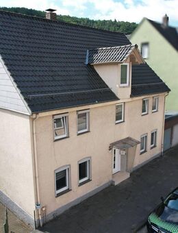 Einfamilienhaus mit Garten - direkt an der Bever in Beverungen-Dalhausen - Beverungen