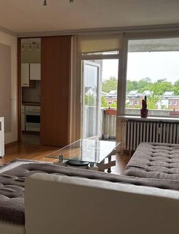 Helle 2-Zimmer-Wohnung mit Einbauküche und zwei Balkonen in ruhiger Lage - Hamburg