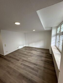 Gemütliche 2-Zimmer-Wohnung mit Einbauküche - Remscheid