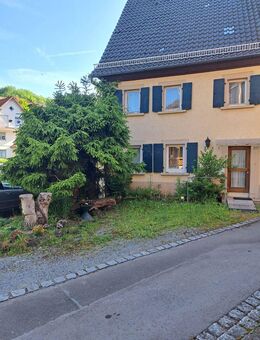 Charmantes Bauernhaus mit Nebengebäude - Mulfingen