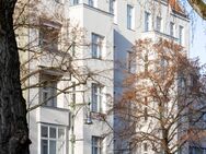 Bezugsfrei | Charmante 2-Zimmer-Altbauwohnung in Top-Lage nahe Schloss Charlottenburg! - Berlin