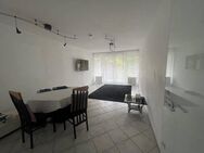 Bezugsfreie 4-Zimmerwohnung mit großem Balkon, EBK und TG-Stellplatz - Berlin