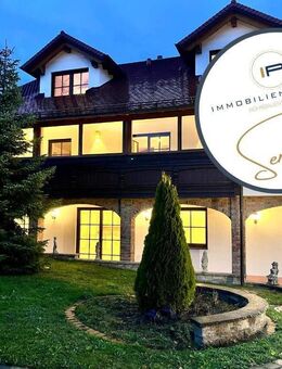 Landhausstil-Einfamilienhaus mit Einliegerwohnung und Gewerbe möglich - Eppishausen