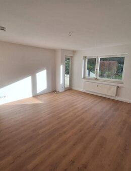 3 Zimmer Wohnung mit Balkon in ruhiger Lage - Velbert