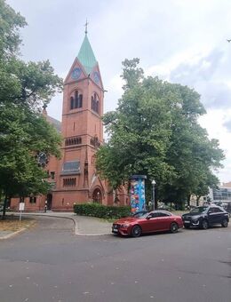 Im Alleinauftrag! Sonnige 4-Zimmer Stuckaltbauetage in ruhiger Spandauer Kiezlage - Berlin