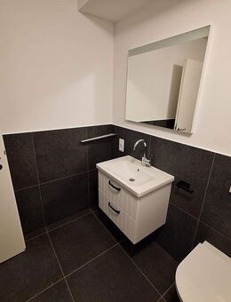 Exklusive 2 Zimmer Neubauwohnung mit Stellplatz und Einbauküche - Langenhagen