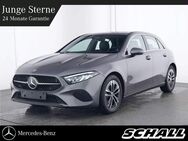 Mercedes A 200, PROGRESSIVE PREMIUM LENKHZ, Jahr 2023 - Dornstadt