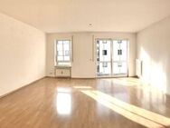 Sonnige 1-Zi.-City-Wohnung mit Charm in zentraler Lage mit Südbalkon. - Freilassing