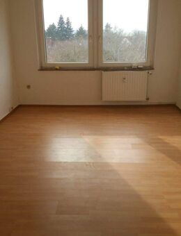 Schöne Zwei--Zimmer-Wohnung in Striessdorf zu vermieten! - Dolgen (See)