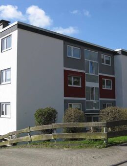 ZWEI-ZIMMER-WOHNUNG MIT BALKON IM NORDEN VON LÜDENSCHEID - Lüdenscheid