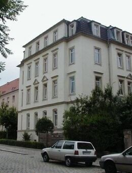 Gemütliche sonn. kl. 2,5 DG-Mais.-Wohnung mit EBK in ruhiger Lage v. Dresden-Löbtau - Dresden