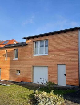 Möblierte 3 Zimmer Wohnung in ruhiger Wohnlage mit Terrasse - Sassnitz