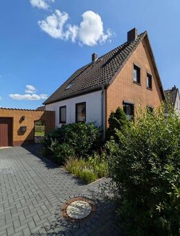 Ein kleines Einfamilienhaus mit Garten sucht einen neuen Eigentümer! (MA-1020-60) - Eschede