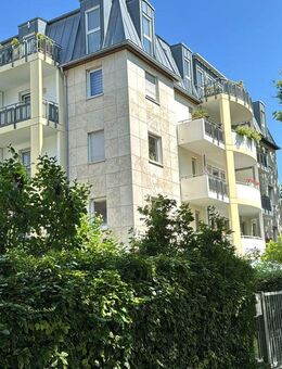 Top gelegene 4-Zimmer-Wohnung mit zwei Terrassen und Tiefgaragenstellplatz - Leipzig