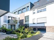 Wie Neubau - nur günstiger! 2-Zimmer-Wohnung mit großer Terrasse, Einbauküche, Aufzug & TG-Platz - Mainz
