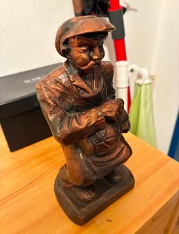 Bronzefigur Häcker - Zirndorf Zentrum