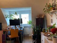 Über den Dächern - Helle, gemütliche 2 Zimmer Wohnung am Aufseßplatz - Nürnberg