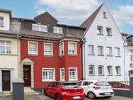 Gut vermietete Kapitalanlage: Charmanter MFH-Altbau mit 3 WE und Potenzial - Euskirchen