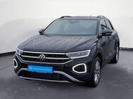 VW T-Roc, 1.5 TSI, Jahr 2023 - Rottweil