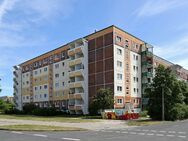 Große 2-Raumwohnung mit Abstellraum u. Balkon - Rostock