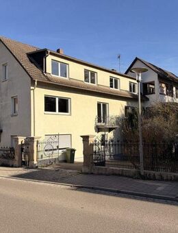 DAS INVEST - Mehrfamilienhaus mit zwei Garagen, Carport und Garten - Treuchtlingen