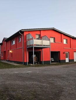 RESTHOFTRAUM MIT 3 MODERNEN WOHNUNGEN, SCHEUNE, HALLE UND OFFENSTALL IN GRÜNER ALLEINLAGE - Tarbek