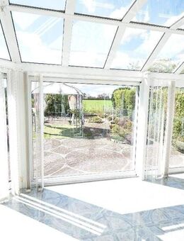 Mit Wintergarten! Doppelhaushälfte als Eigentumswohnung! - Reppenstedt