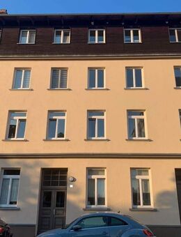 Feldstadt * 2 Zimmer mit EBK sowie Tageslicht-Duschbad, Hofnutzung, 3. OG - Schwerin
