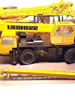 1:50 Conrad und Co--Krane--Mischer--Bagger usw und andere Modelle siehe dazu die Fotos - Meckenheim