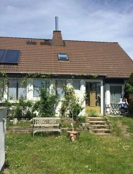 Einfamilienhaus mit Pool in Heusenstamm Rembrücken - Heusenstamm