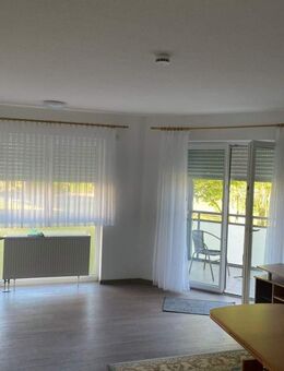 tolle Wohnung mit neuwertiger Einbauküche, auch für Senioren geeignet - Schwalmstadt