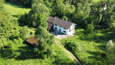 Idyllisches Anwesen in Alleinlage Nähe Tachinger See zu verkaufen !