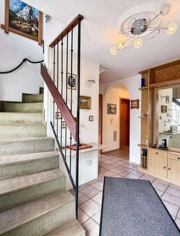 Einfamilienhaus mit Potenzial - ruhige Lage, Garten, zwei Balkone und Terrasse in Feilbingert - Feilbingert