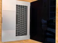 MacBook Pro 15" (2018) – i7, 16GB RAM, 250GB SSD – voll funktionsfähig - Seevetal