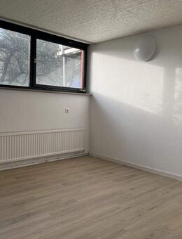 Student / Pendler / Handwerker 1-Zimmer-Souterrain-Wohnung - Weilheim (Teck)